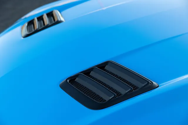 2018-2023 Mustang Hood Heat Extractors - Gloss Black — image 1